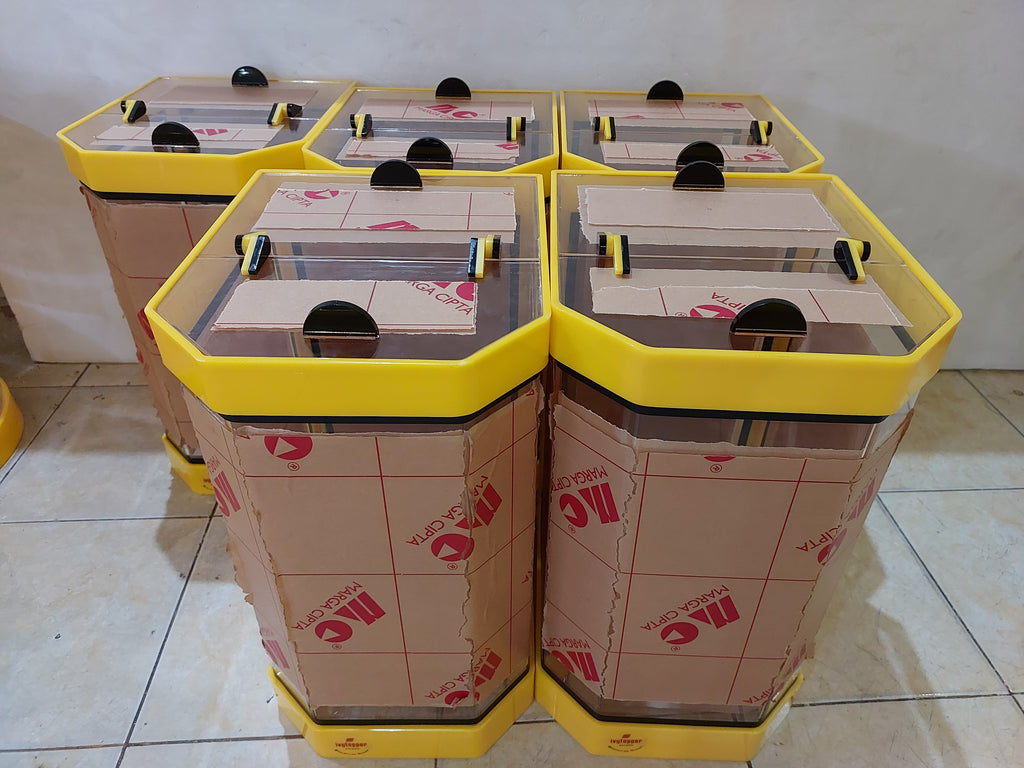 Tempat Minuman Es Acrylic SegiEnam 25X30 Tinggi 45 cm 25 30 Liter