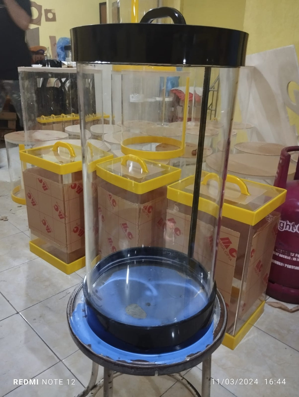 Tabung Es Buah Akrilik 15 Liter Tempat Minuman Es D22 T45 cm