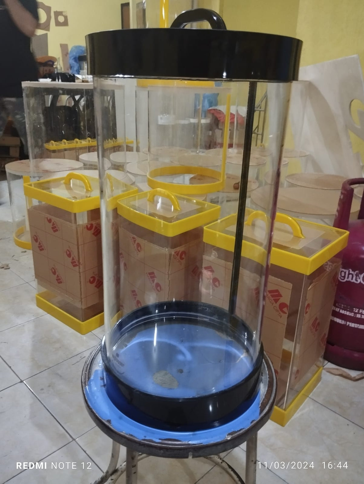 Tabung Es Buah Akrilik 15 Liter Tempat Minuman Es D22 T45 cm
