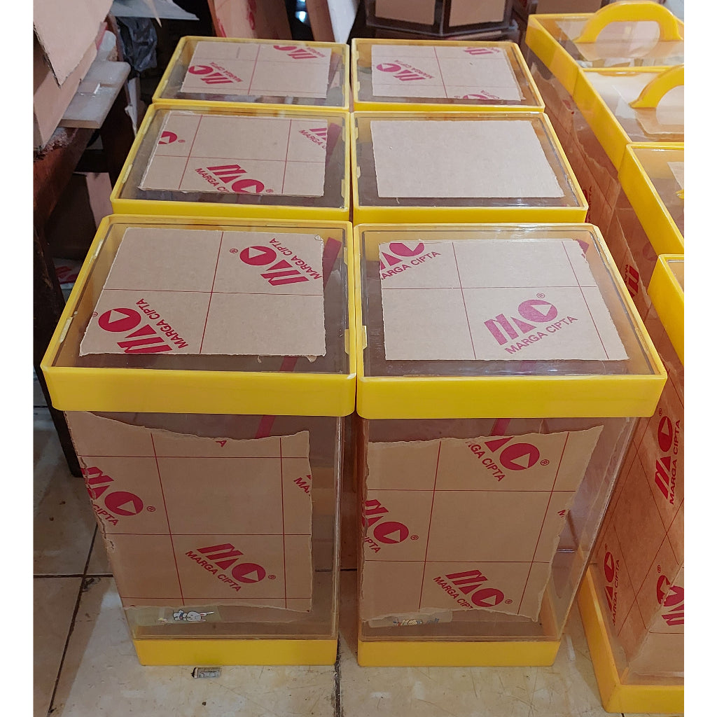 Tempat Brosur Acrylic Holder A4 A5 3 Susun Acrylic Flyer Holder Premium