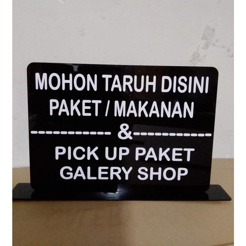 Standing Display Meja Acrylic CUSTOM ORDER